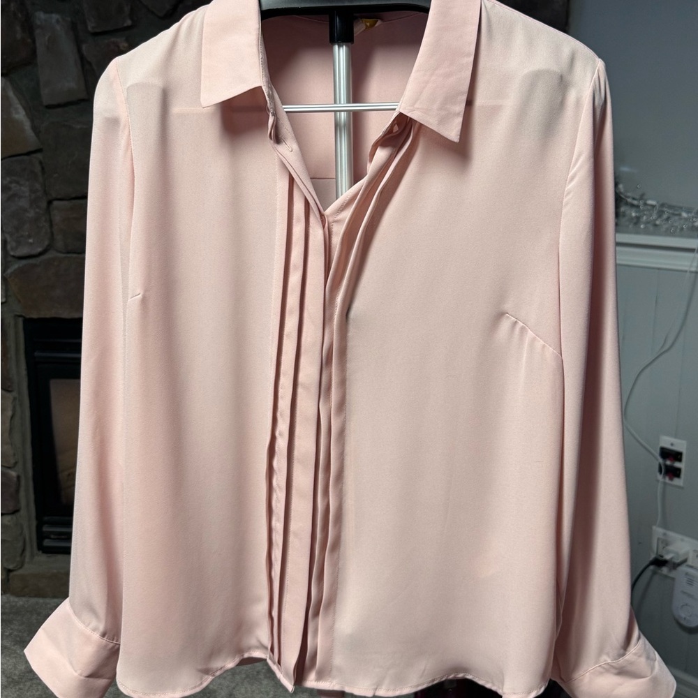 Elegant Soft Pink Women's Blouse
